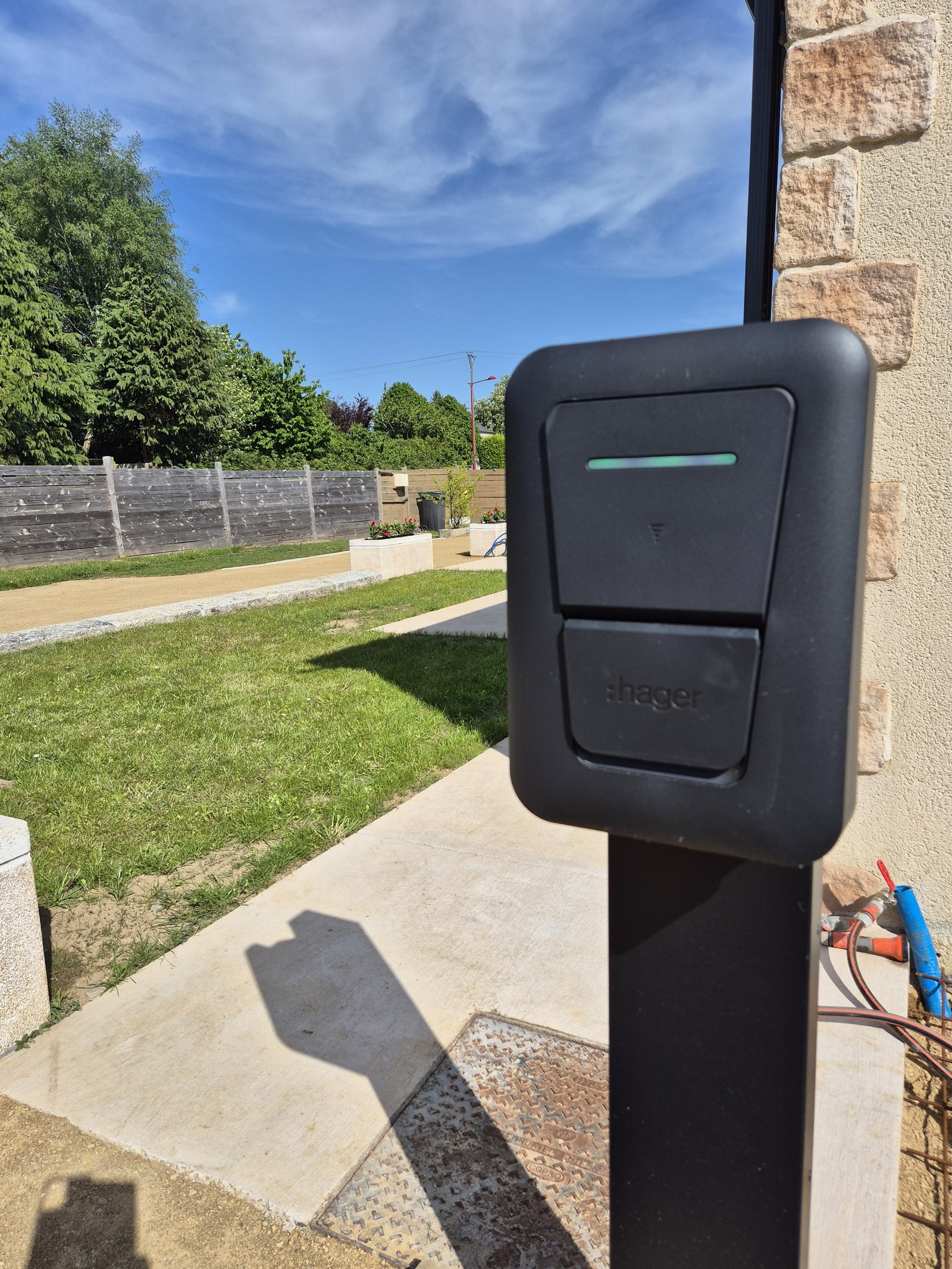 Borne de recharge VE - Gite O Clair de Lune